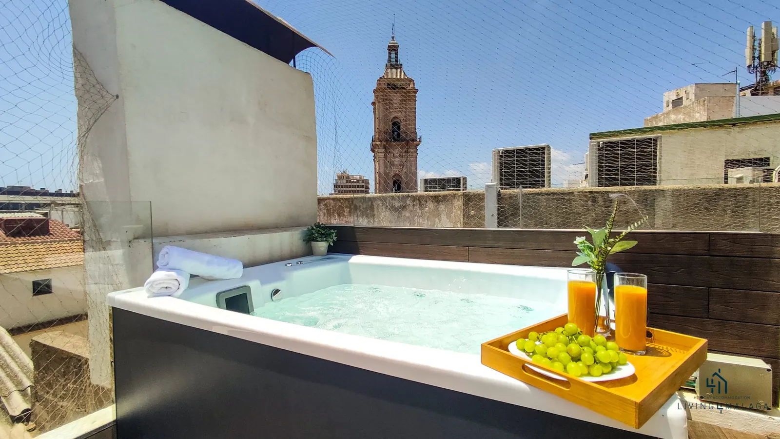 Jacuzzi de la azotea a pleno sol